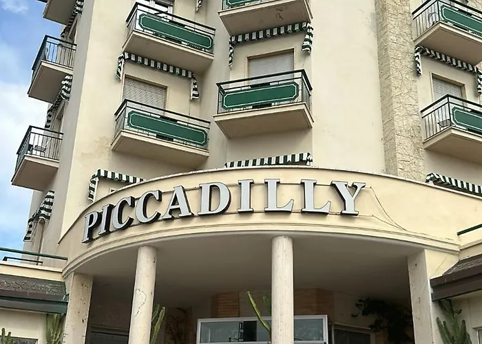 Piccadilly Penthouse With Jacuzzi